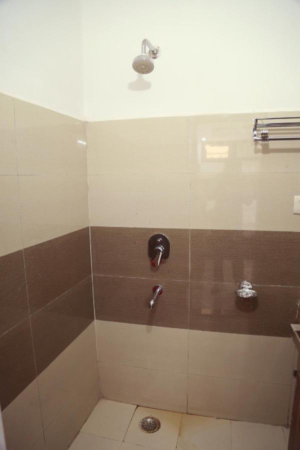 Bed & Breakfast Shanti Residency New Delhi