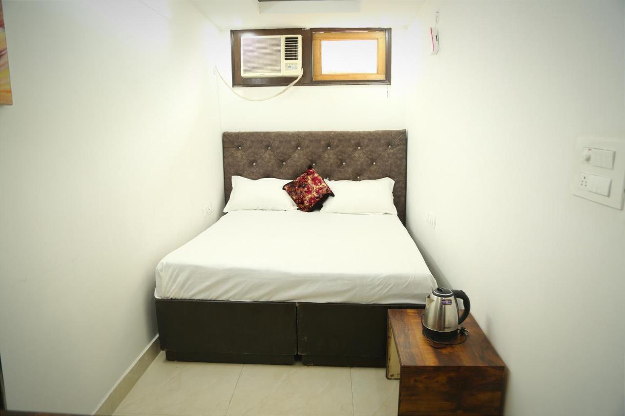 Bed & Breakfast Shanti Residency New Delhi