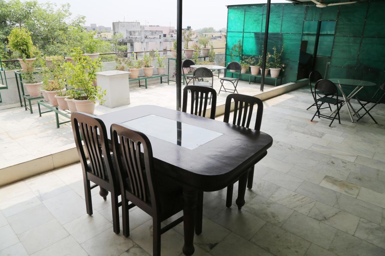 Shanti Residency Bed & Breakfast New Delhi