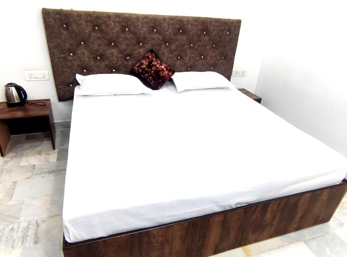 Bed & Breakfast Shanti Residency New Delhi