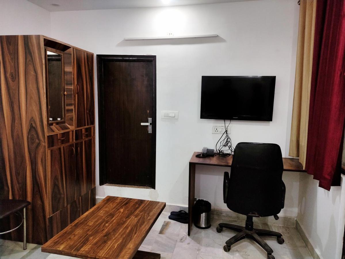 Shanti Residency Bed & Breakfast New Delhi